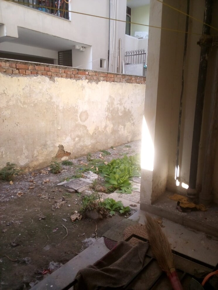 Balcony, sector 46 2 Bedroom 1000 Sq.Ft. Builder Floor In Sector 46 Gurgaon 8179495