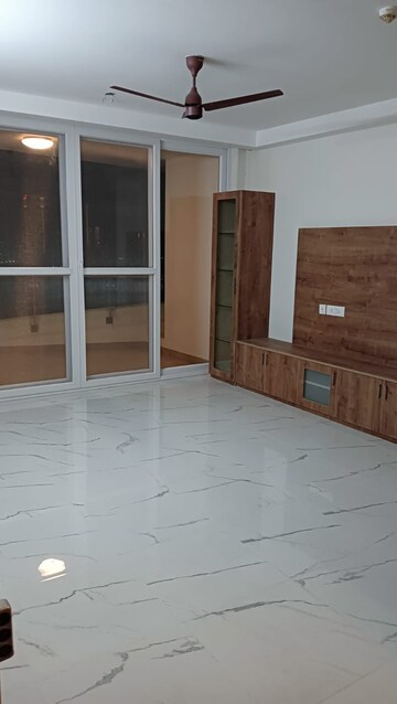 Room in 2 BHK Apartment at Mantri Lithos, Thanisandra – for Rent
