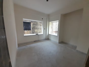 Room in 3 BHK Builder Floor at Roy Bahadur Road – for Sale