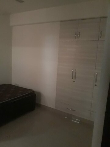 Room in 2 BHK Apartment at Proview Officer City, Raj Nagar Extension – for Rent