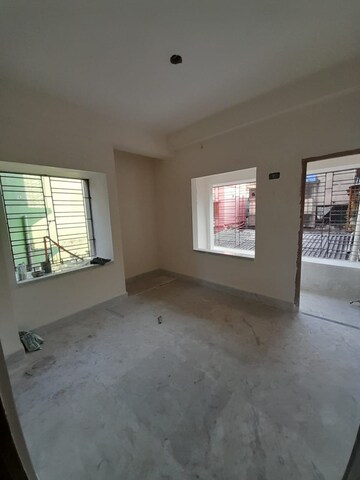 Room in 3 BHK Builder Floor at Roy Bahadur Road – for Sale