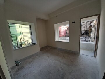 Room in 3 BHK Builder Floor at Roy Bahadur Road – for Sale