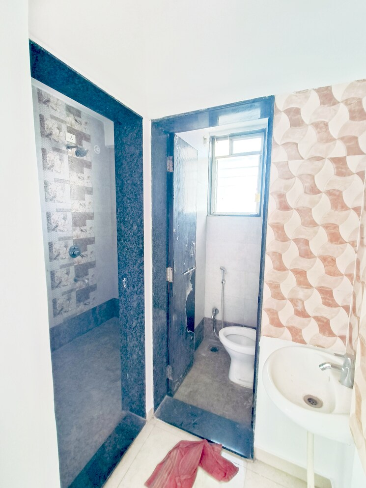 Bathroom, wadgaon sheri 1 Bedroom 580 Sq.Ft. Apartment In Wadgaon Sheri Pune 8179542