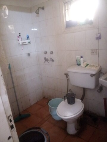 Bathroom in 2 BHK Builder Floor at Sector 52 – for Rent