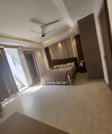 Furnished Amenities in 3 BHK Villa at Sector 10 Greater Noida – for Sale