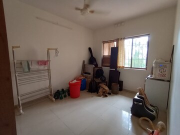 Living Room in 4 BHK Apartment at Happy Valley, Manpada – for Sale