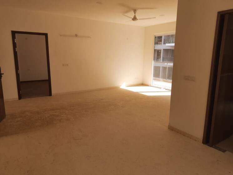 Room, dlf-garden-city-plots-i 4 Bedroom 283 Sq.Yd. Builder Floor In Sector 91 Gurgaon 8179587