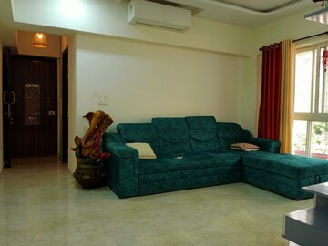 Bedroom in 2 BHK Apartment at Lodha Amara, Kolshet Road – for Sale