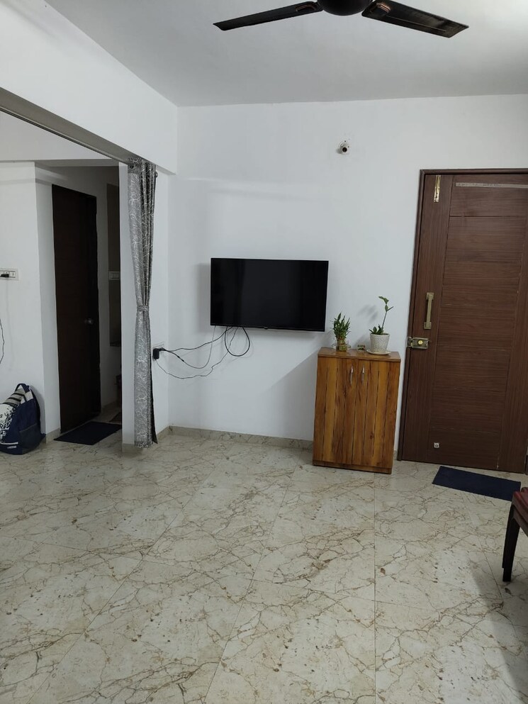 Bathroom, shivalaya-society 2 Bedroom 950 Sq.Ft. Apartment In Pashan Pune 8179606