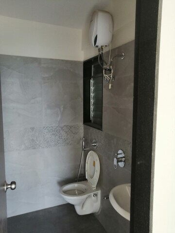 Attached Bathroom in 2 BHK Apartment at Swastik Sapphire, Vikhroli East – for Rent