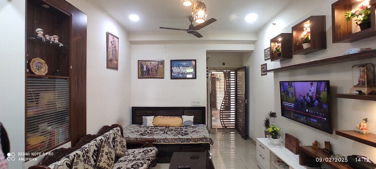 Living Room, gaur-city-2-16th-avenue 2.5 Bedroom 1290 Sq.Ft. Apartment In Sector 16c Greater Noida Greater Noida 8179668