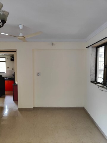 Room in 2 BHK Apartment at Blue Bell Chembur, Chembur – for Rent