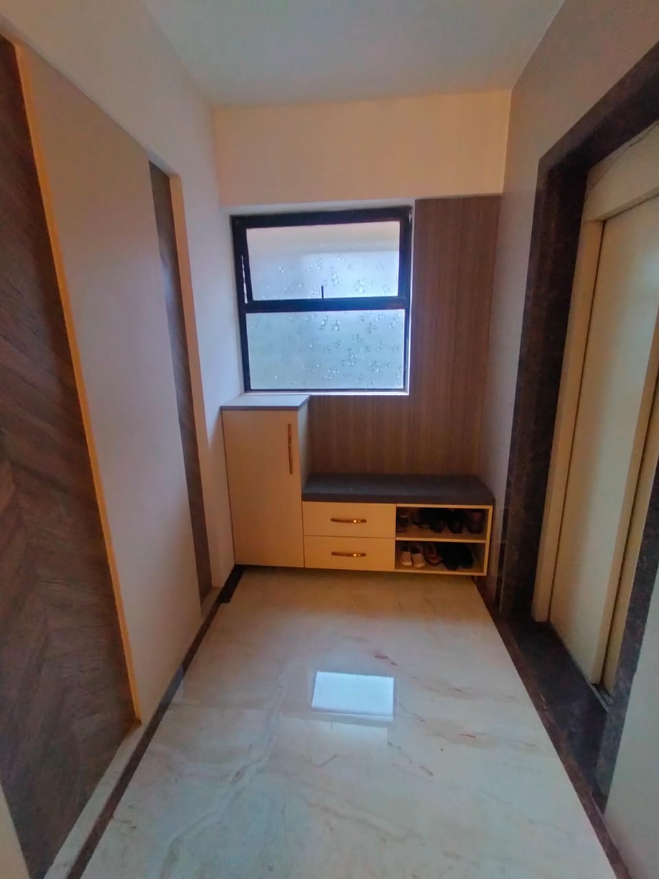 3 BHK + Pooja Room,Servant Room Apartment For Sale in Oberoi Realty Esquire