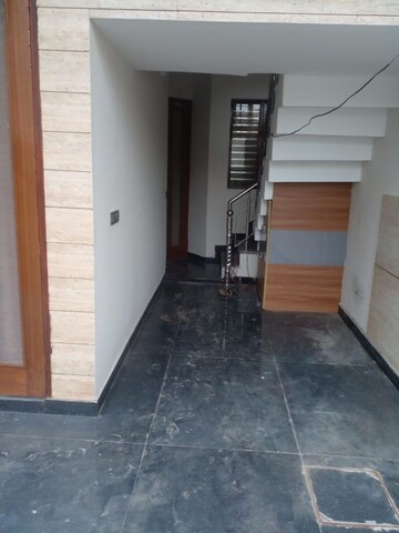 Building Lobby in 6 BHK Independent House at Peer Mucchalla – for Sale