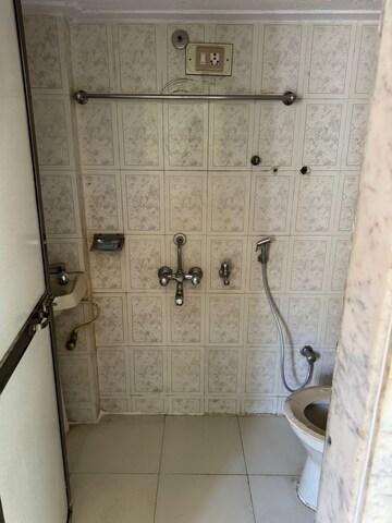 Bathroom in 4 BHK Apartment at Rashmi Signature, Mira Road – for Rent
