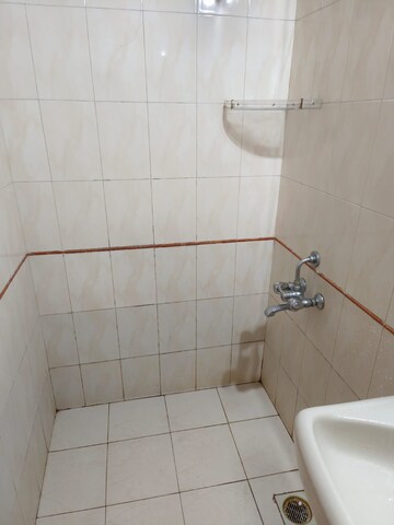 Bathroom in 2 BHK Apartment at Kumar Padmalaya, Aundh – for Rent