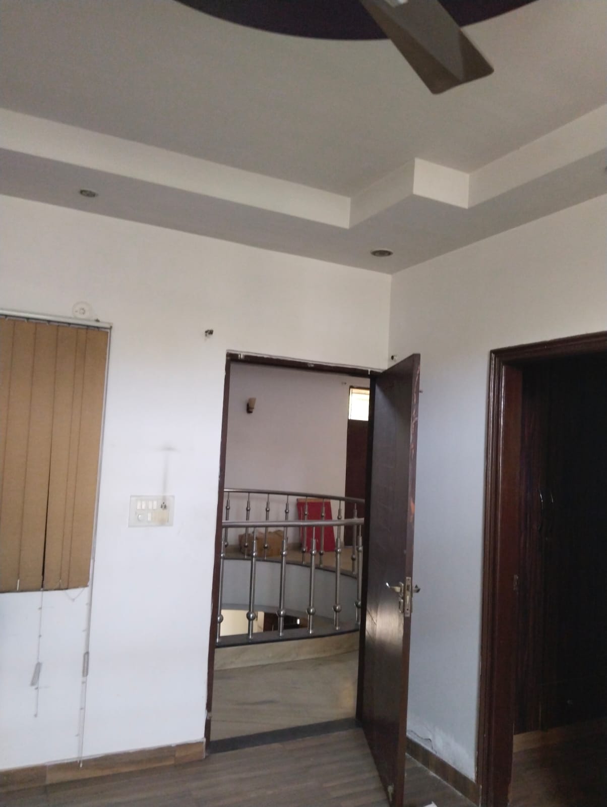 2 BHK + Extra Room Independent House For Sale in Gnida 