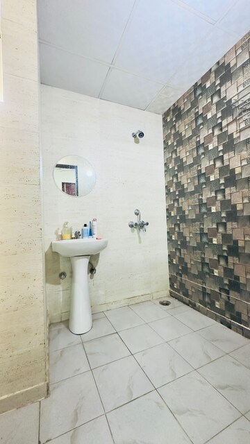 Bathroom in 3 BHK Apartment at Gaur City 2 - 11th Avenue, Sector 16c Greater Noida – for Rent