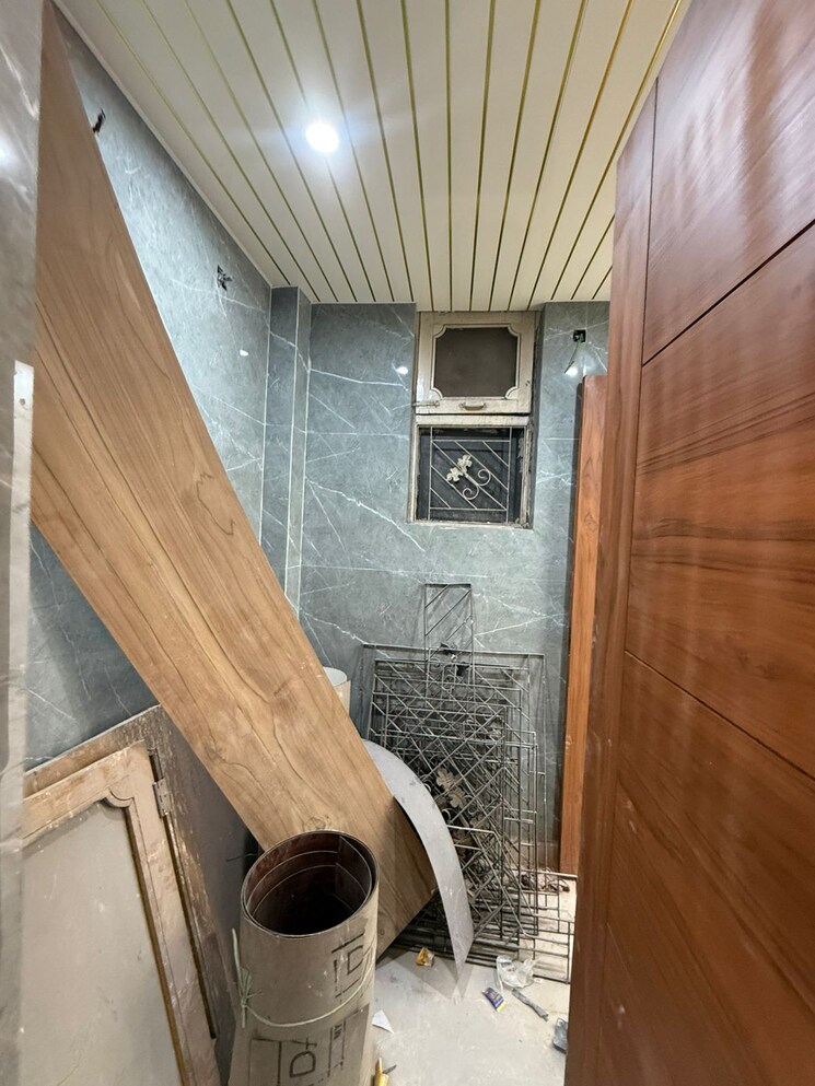 Bathroom, niho-marvel-scottish-garden 2 Bedroom 1299 Sq.Ft. Apartment In Ahinsa Khand ii Ghaziabad 8179806