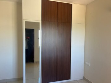 Room in 2 BHK Apartment at Prestige Finsbury Park Hyde, Bagaluru  – for Rent