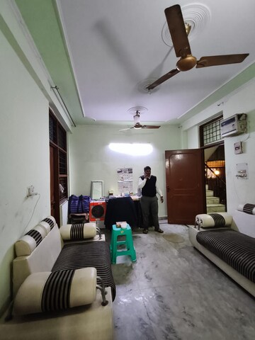 Living Room in 1 BHK Builder Floor at Vaishali Sector 6 – for Sale