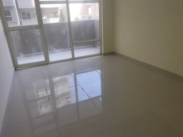 Room in 2 BHK Apartment at Pyramid Heights, Sector 85 – for Rent