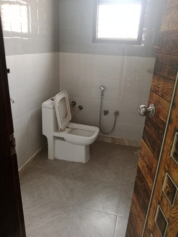 Bathroom in 2 BHK Builder Floor at Sector 18 – for Rent
