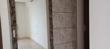 Furnished Amenities in 2 BHK Apartment at Castle Rock, Powai – for Rent