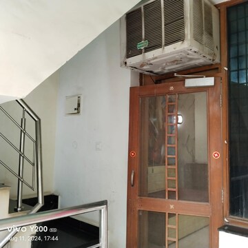 Kitchen in 1 BHK Independent House at Unitech Arcadia, South City 2 – for Rent
