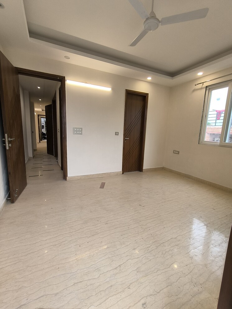 Room, malviya nagar 2 Bedroom 100 Sq.Yd. Builder Floor In Malviya Nagar Delhi 8179974