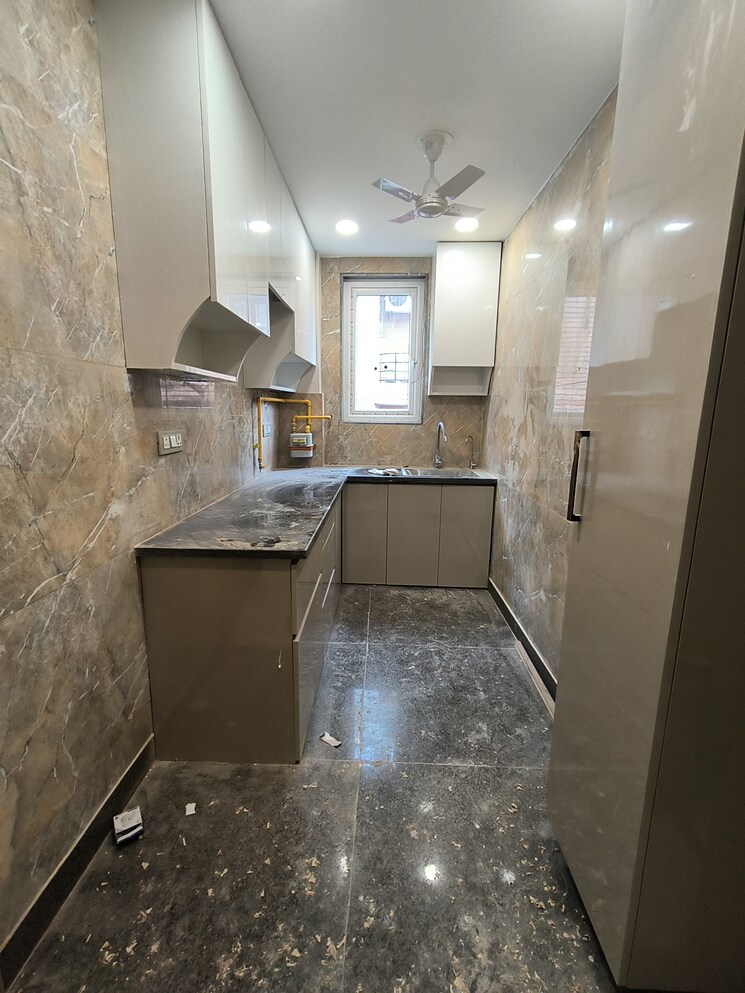 Kitchen, malviya nagar 2 Bedroom 100 Sq.Yd. Builder Floor In Malviya Nagar Delhi 8179974