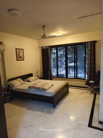 Bedroom in 3 BHK Apartment at Ahuja Adibaba, Santacruz West – for Rent
