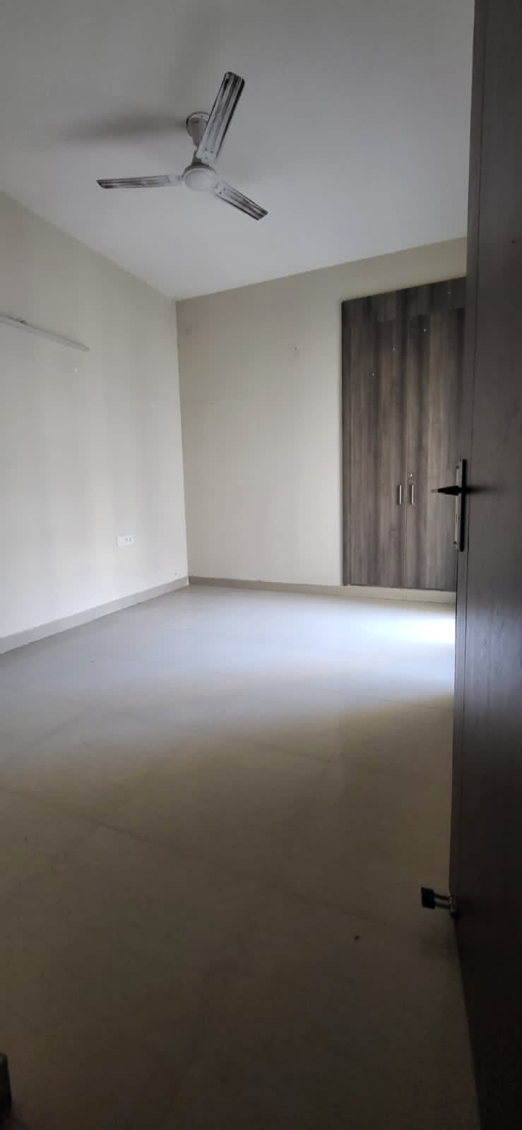 3.5 BHK + Pooja Room,Servant Room 1870 Sq.Ft. Apartment in Hawelia Valenova Park