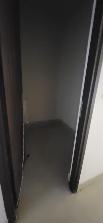  3.5 BHK Apartment at Hawelia Valenova Park, Tech Zone 4 Greater Noida – for Sale