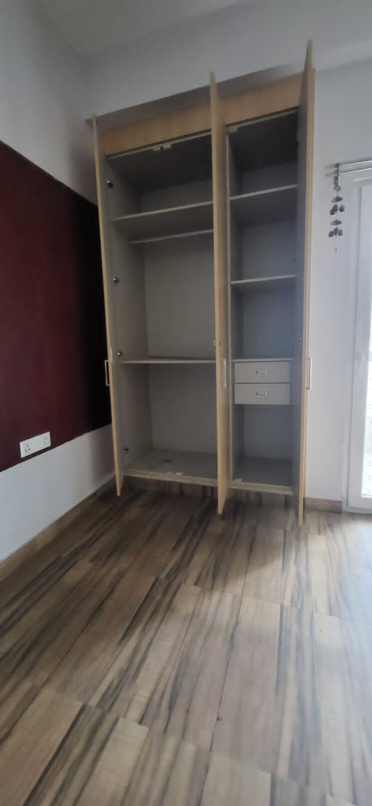 Room, hawelia-valenova-park 3.5 Bedroom 1870 Sq.Ft. Apartment In Tech Zone 4 Greater Noida Greater Noida 8180006