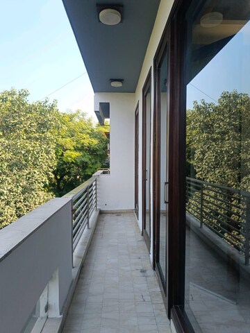 Balcony in 3 BHK Builder Floor at L Zone – for Rent