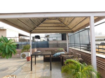 Parking in 3 BHK Builder Floor at L Zone – for Rent