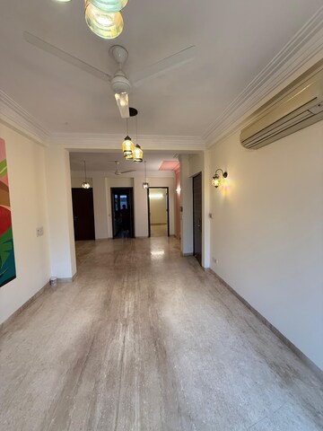 Room in 3 BHK Builder Floor at Kalkaji – for Rent