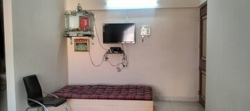 Furnished Amenities in 1 BHK Apartment at Sagar Avenue, Santacruz East – for Rent