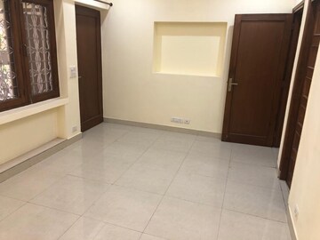 Room in 3 BHK Builder Floor at Kalkaji – for Sale