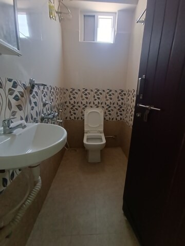 Bathroom in 3 BHK Apartment at Kondapur – for Rent