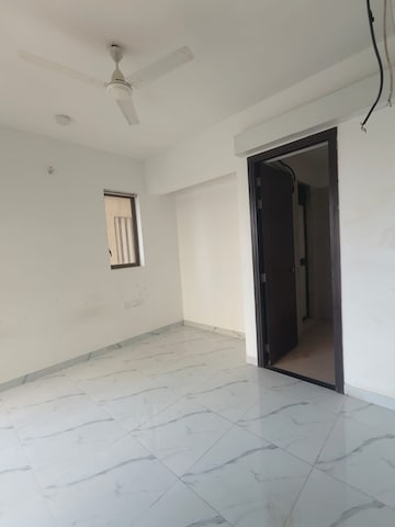 2 BHK Apartment For Rent in Raymond Ten X Habitat Pokhran Road No 2 Thane  8180138