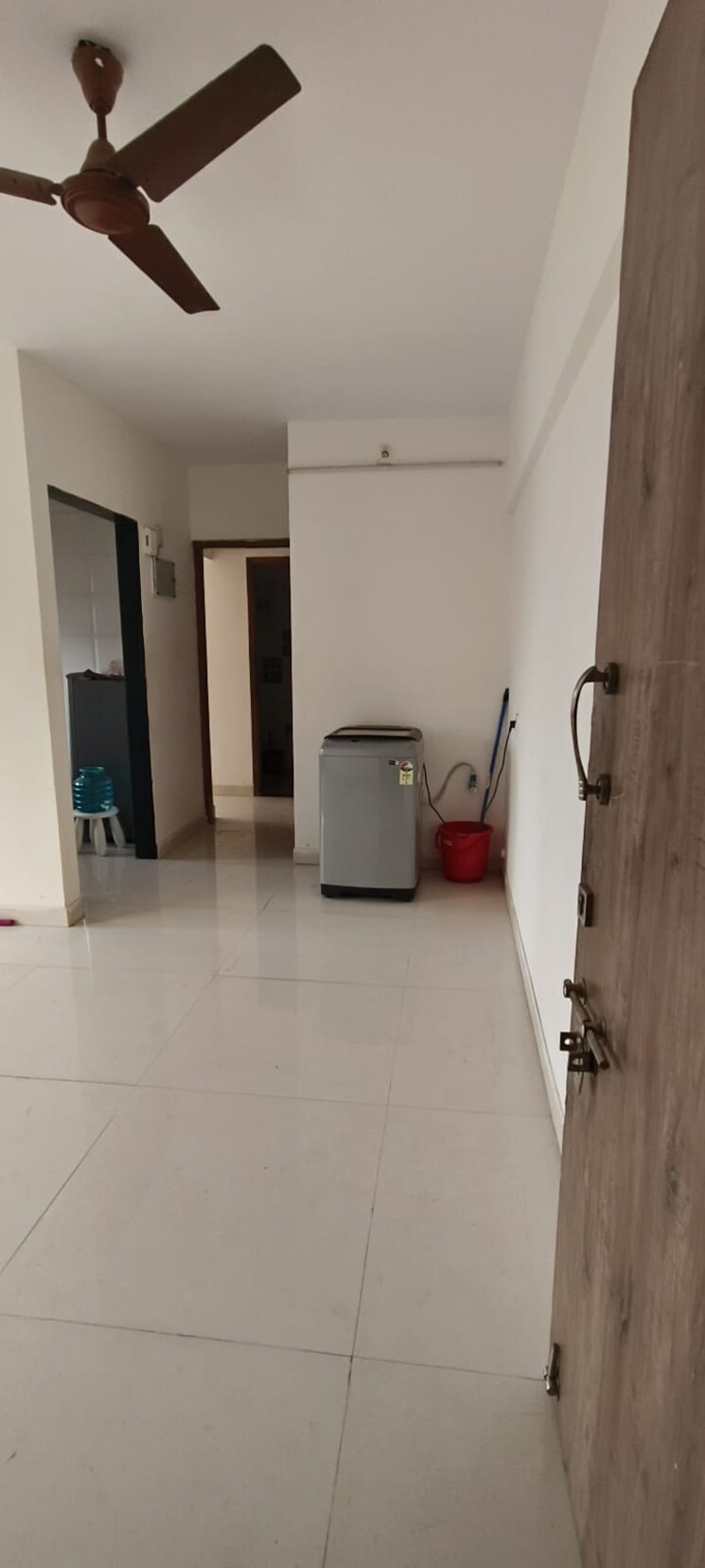 Bathroom, sky-view-chs 1 Bedroom 410 Sq.Ft. Apartment In Kurla Mumbai 8180162