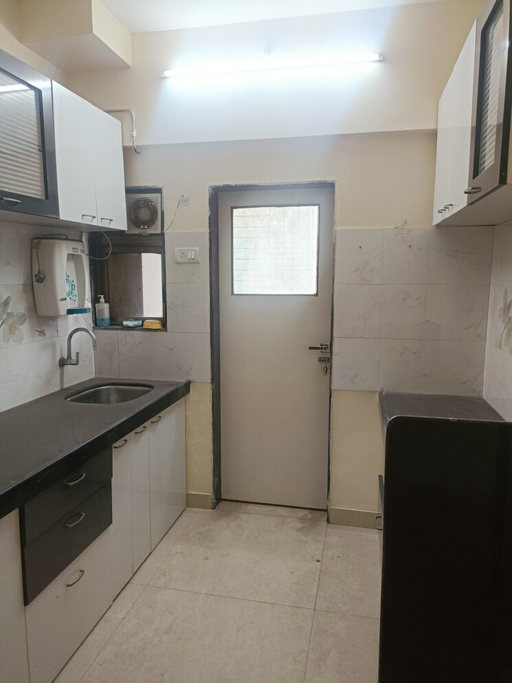 Kitchen, aggarwal-sumeet-elegance 2 Bedroom 650 Sq.Ft. Apartment In Manpada Thane 8180212