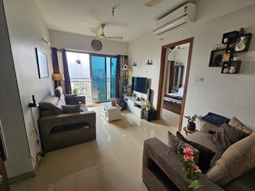 2 BHK Apartment For Rent in Kalpataru The Sunrise, Kolshet Road