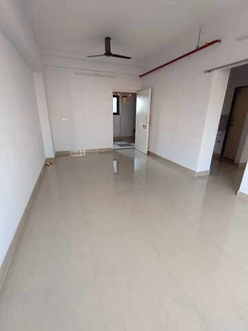 Room in 2 BHK Apartment at Mehta Amrut Heaven, Kalyan West – for Rent