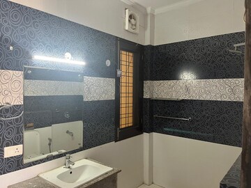 Kitchen in 3 BHK Builder Floor at Kohli One Malibu Town, Sector 47 – for Rent