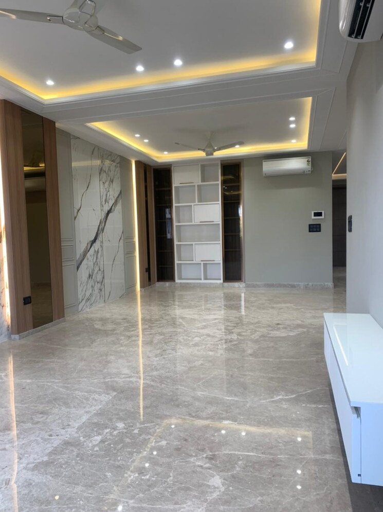 Room, hong-kong-bazaar 4 Bedroom 2367 Sq.Ft. Builder Floor In Sector 57 Gurgaon 8180402