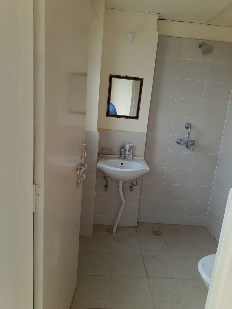Bathroom, conscient-habitat-78 3 Bedroom 720 Sq.Ft. Apartment In Sector 78 Faridabad 8180411
