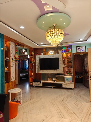 Living Room in 3 BHK Builder Floor at BPTP Parkland Pride, Sector 77 – for Sale